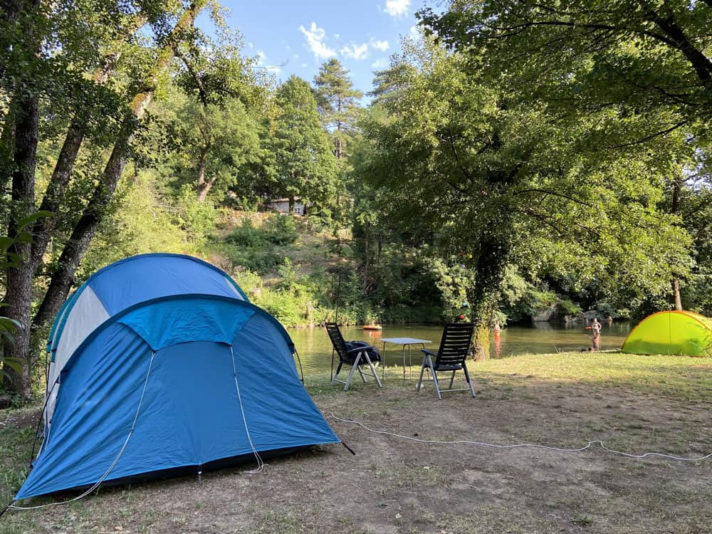 Camping près de la cascade de la Vis avis