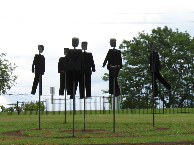 metal garden sculptures tuxedo men
