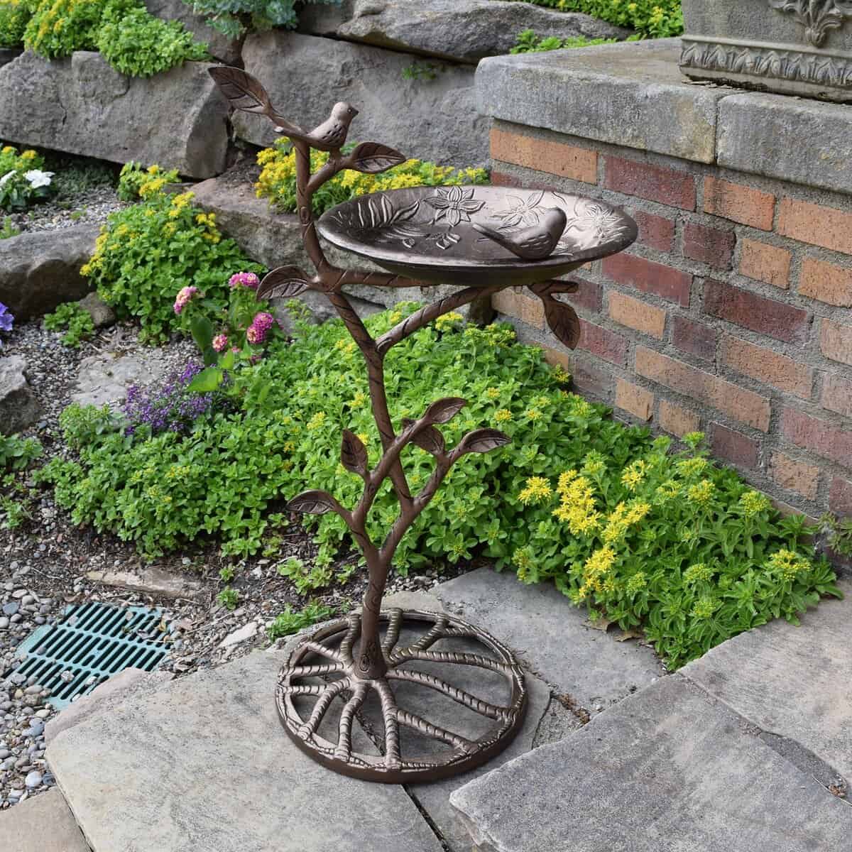 Cast Aluminum 33-in Metal Bird Bath with Branch and Two Birds - Bronze