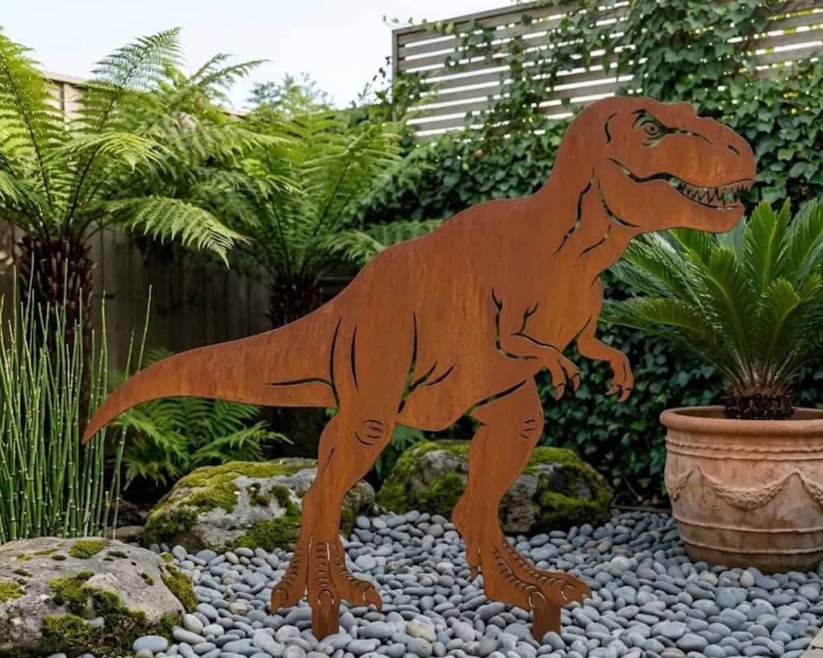 Trex_metal_lawn_stake_1200 T rex metal garden lawn stake