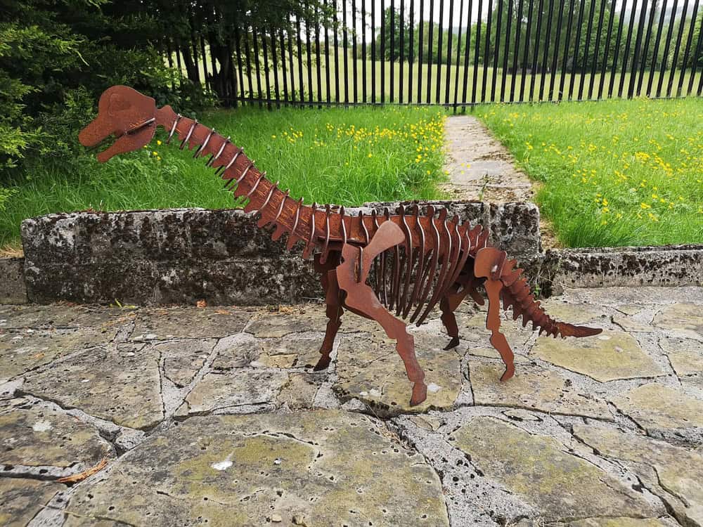 rusty_metal_dinosaur_brachiosaurus_1000 Rusty Metal Dinosaur Brachiosaurus
