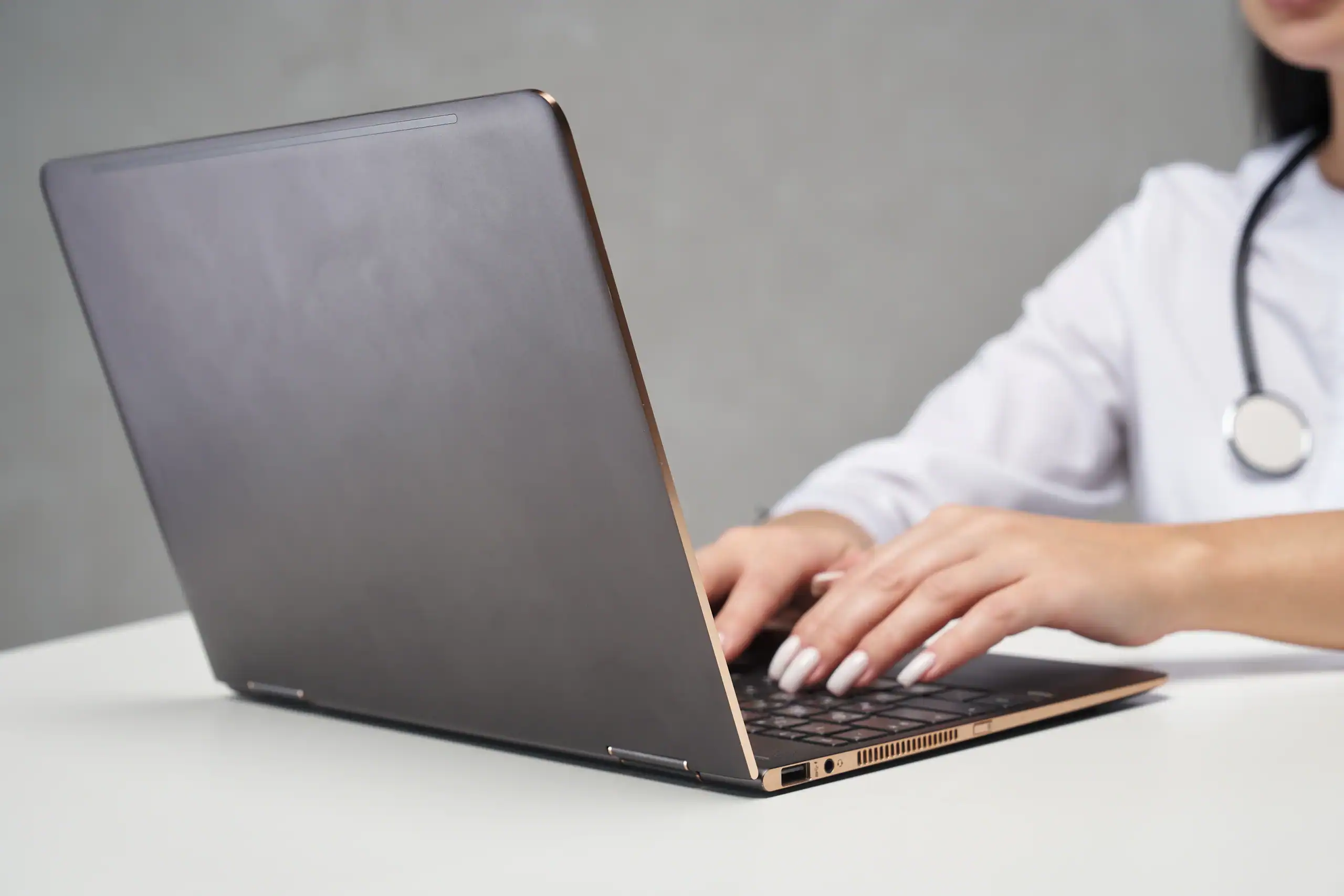 żywotność baterii w laptopie