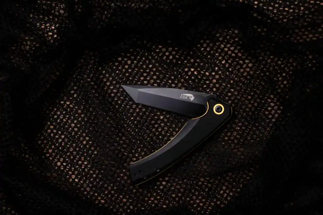 How to Choose the Right EDC Knife for Your Lifestyle (Work, Ranch, Urban & Outdoor Use)