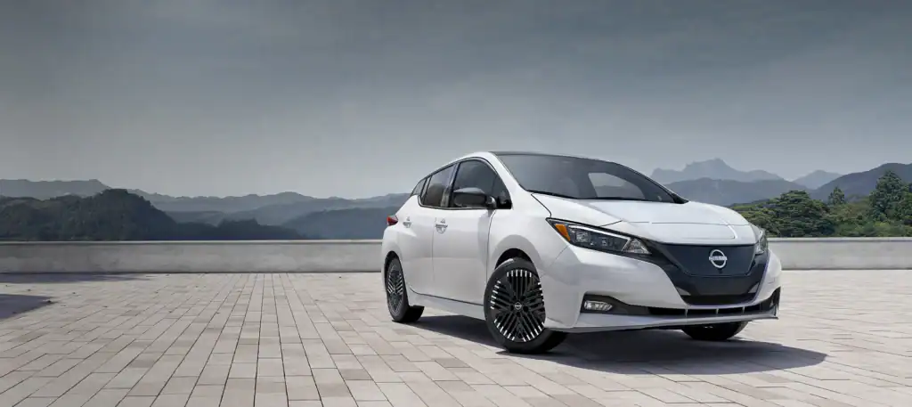 2025 nissan leaf