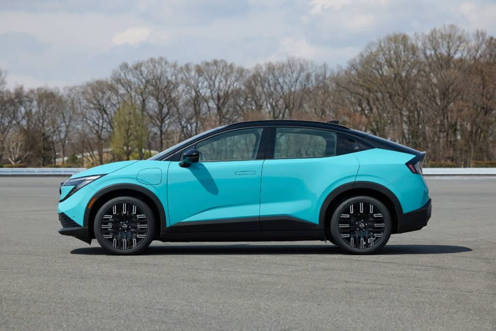 2026 nissan leaf ev outdoor