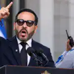 De la Espriella ordenó cancelar licencias a Maximus, Blink, Atenas y otras empresas con armas desaparecidas y nexos con Los Costeños y el Clan Vega Daza.