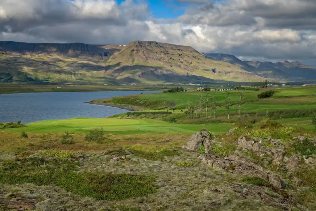 Scenic golf course by ocean cliffs