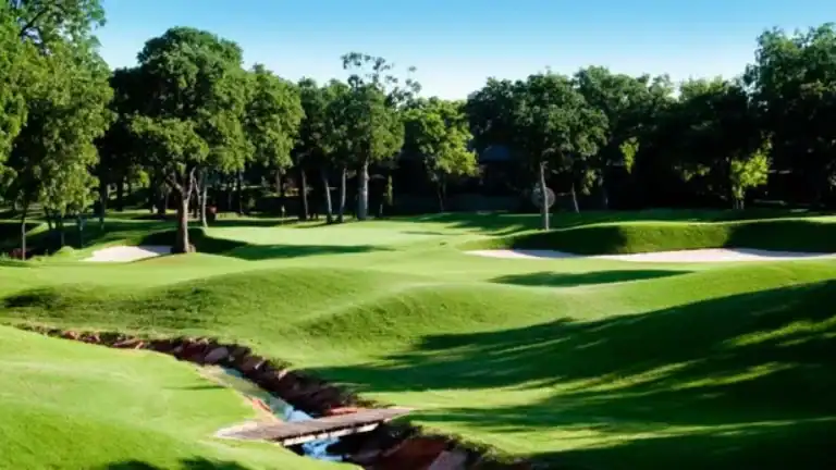 Oak Tree National Golf Course