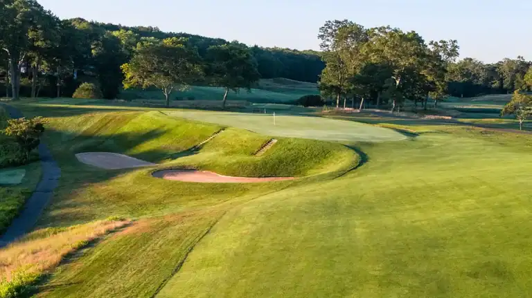 Yale Golf Club