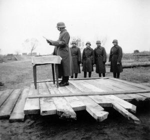 KATONA-OLTÁR