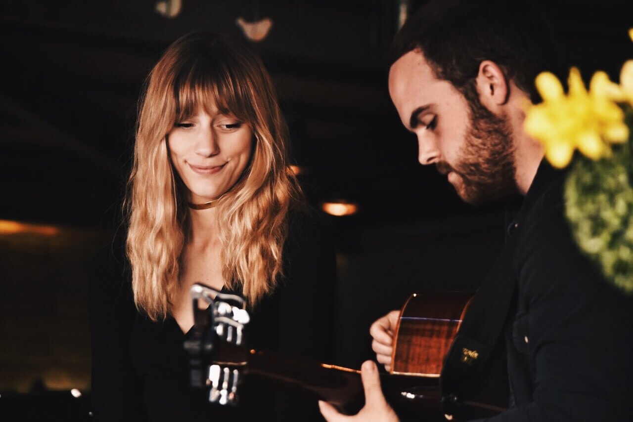 FLÓRA & BÁLINT ACOUSTIC