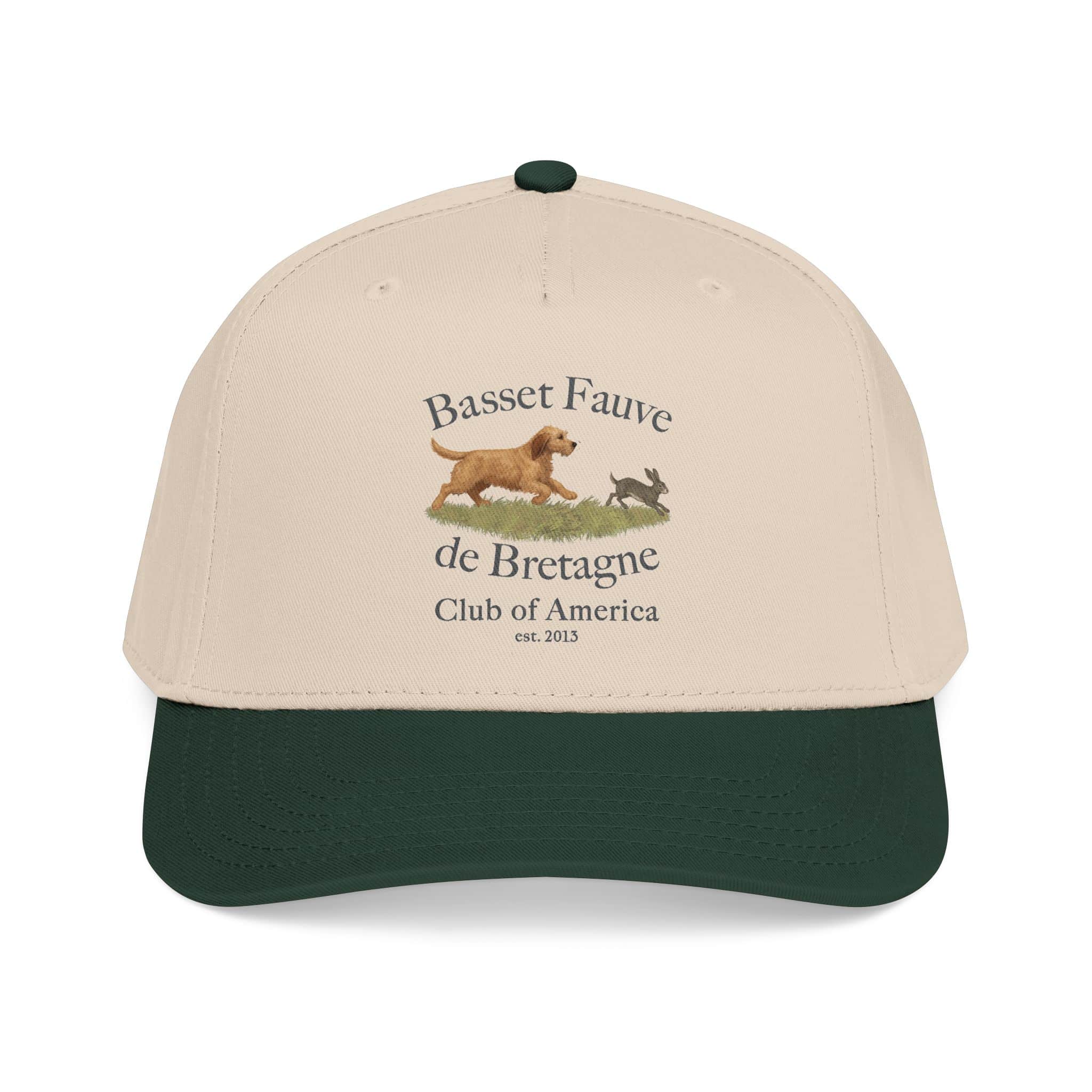 Cap with Basset Fauve de Bretagne logo.