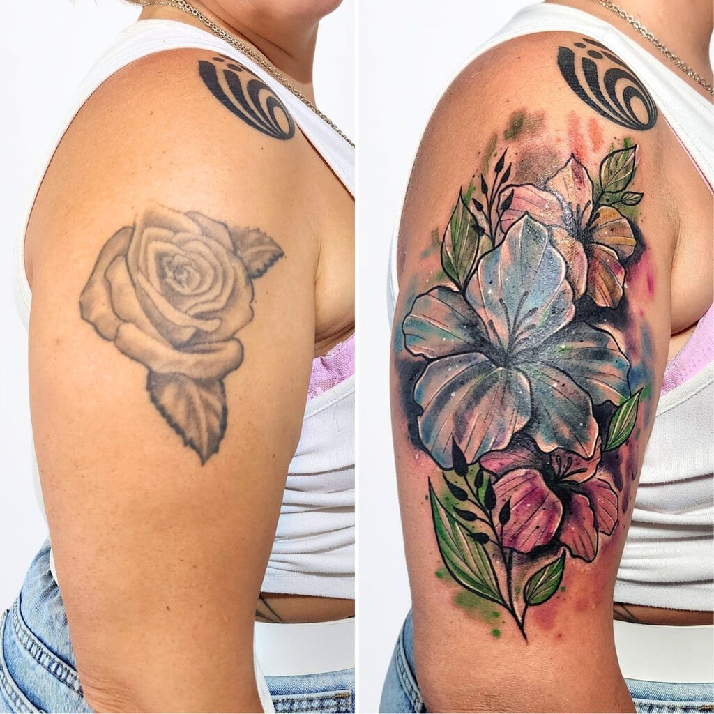 Vorher-Nachher Vergleich eines grossflächigen floralen Cover-Up Tattoos in Widnau.