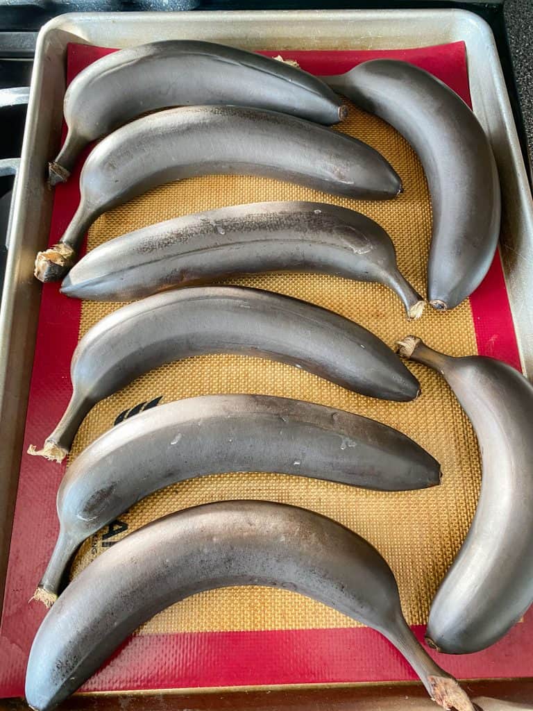Baked bananas