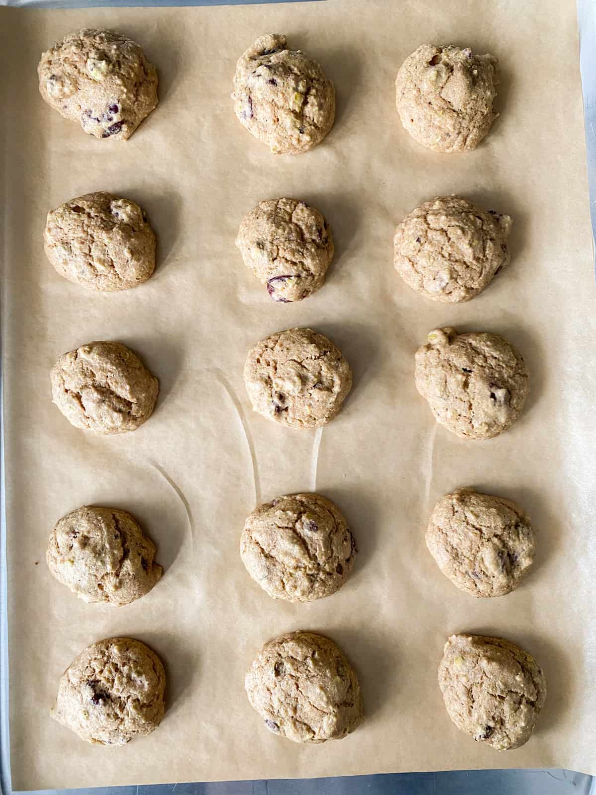 Baked cookies on a baking sheet.