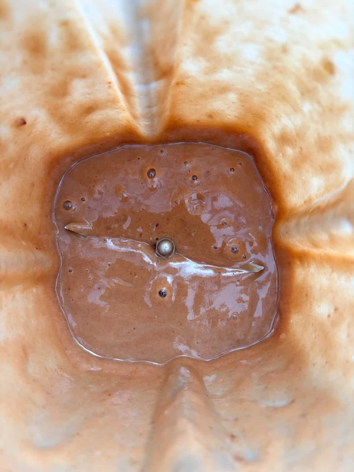 Blended date paste.