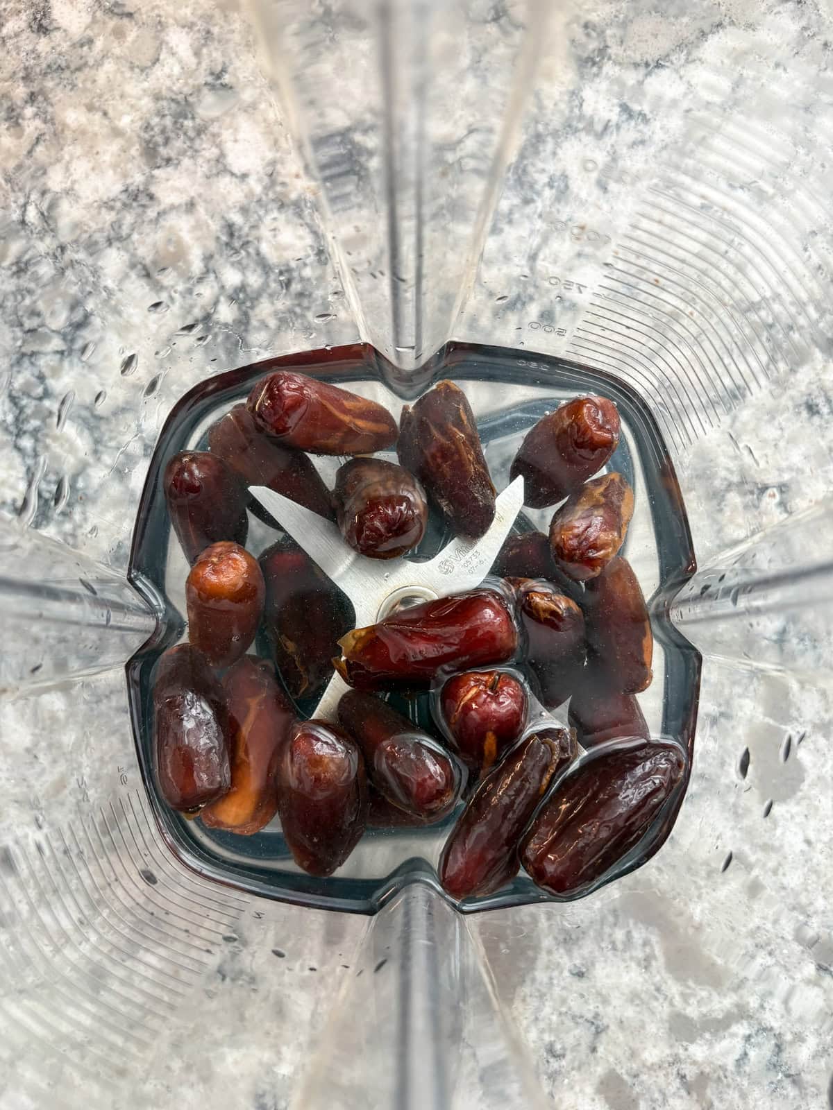 Dates and water in a blender.