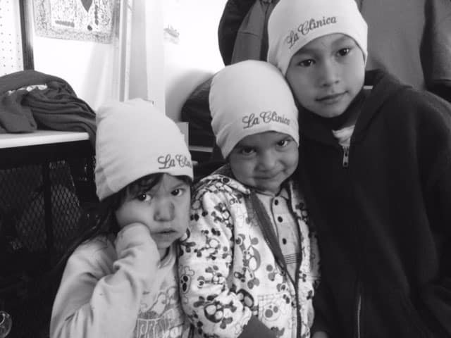 3 children model winter hats