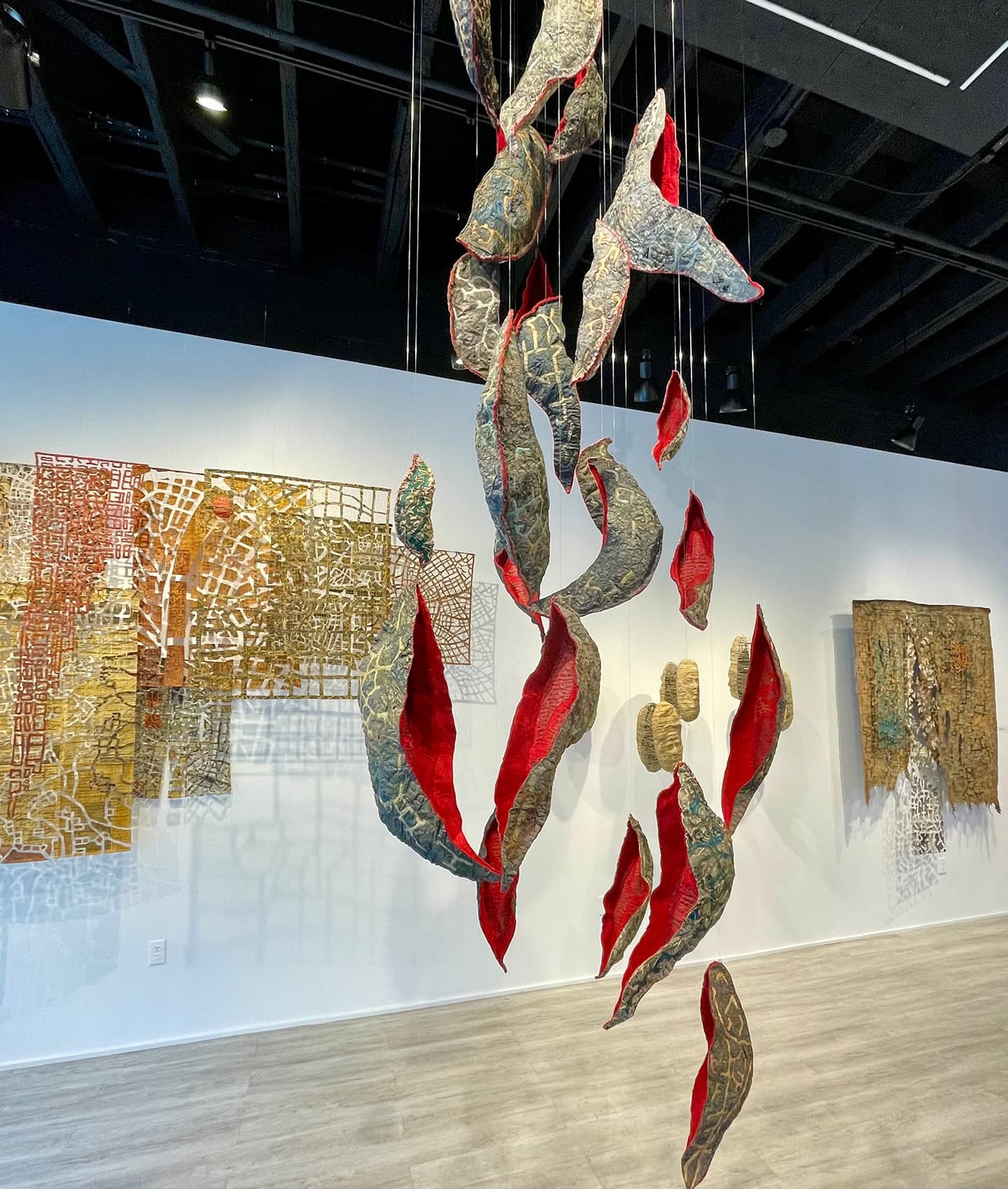 Metamorphoses in Lilienthal Gallery, 2023 4 3 allo
