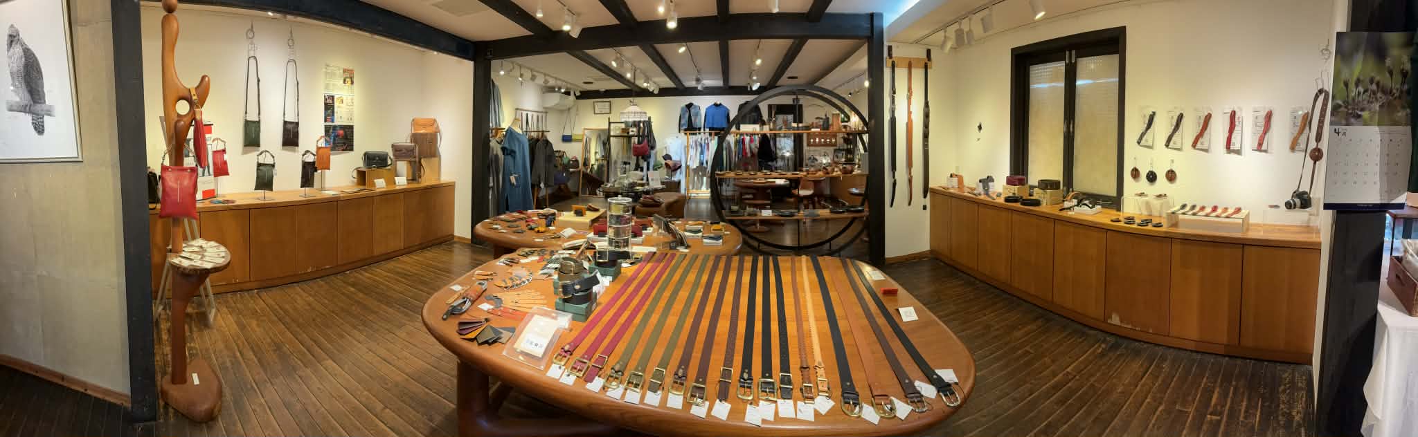 革製品専門店　Bottega Glicine