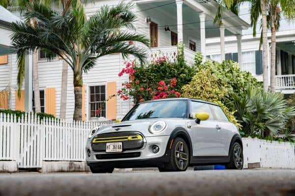 Mini Cooper se 