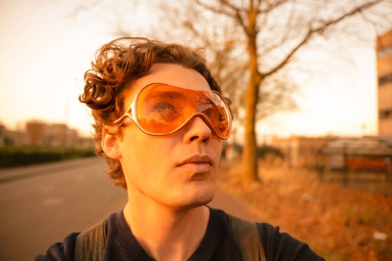 Béla Bezold crafts lava-inspired eyewear, symbiotic forms redefine modern style