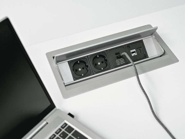 Top Social Media APIs for Posting Across Platforms, 6 Best Free and Paid Options