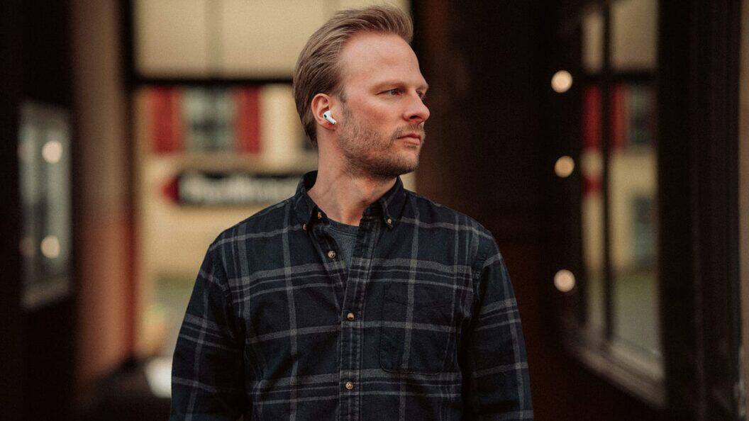 Why AirPods Were Mocked Then Embraced, The Cultural Trend That Rewrote Cool