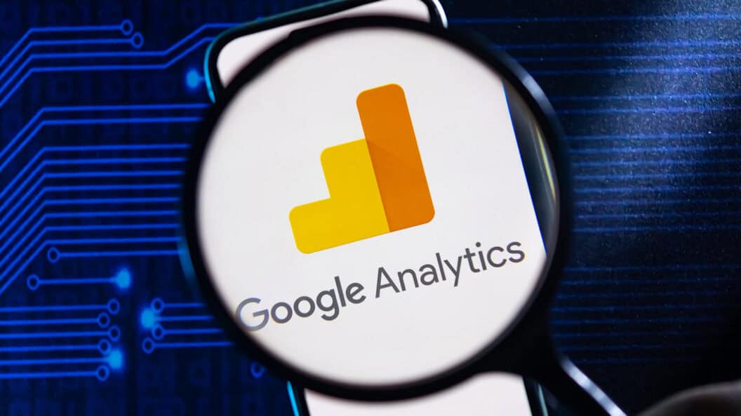 Google Brings Campaign Benchmarking to Google Analytics, See How Your Ads Stack Up