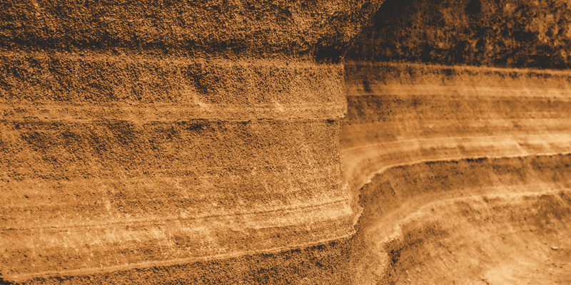 Marketing Knowledge Layer vs. Data Warehouse, What Brand Leaders Need to Know