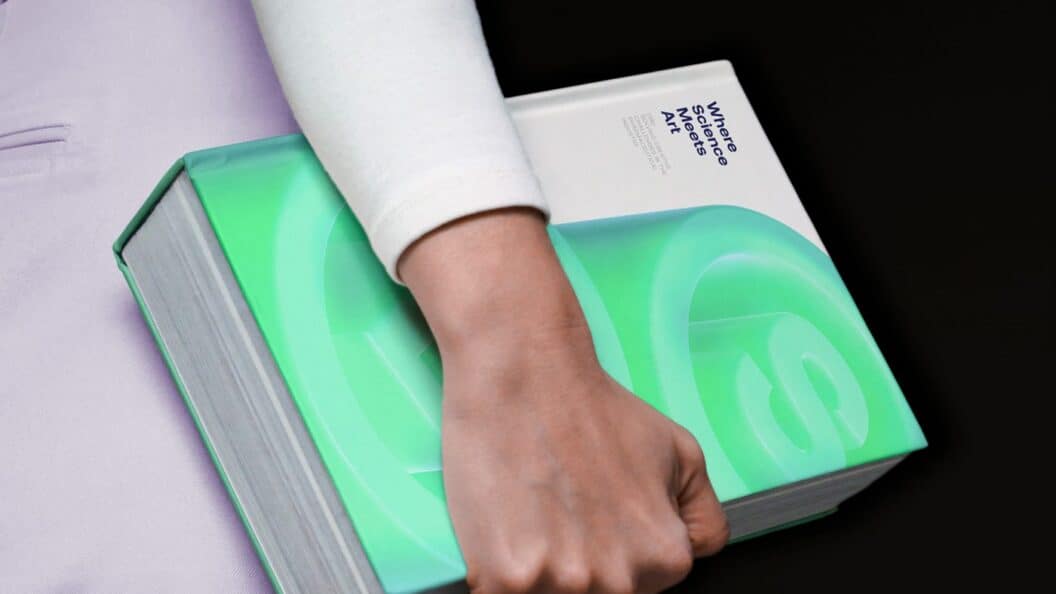 Morloe Variable Font, Versatile Type for Bold Modern Brands and Responsive Interfaces