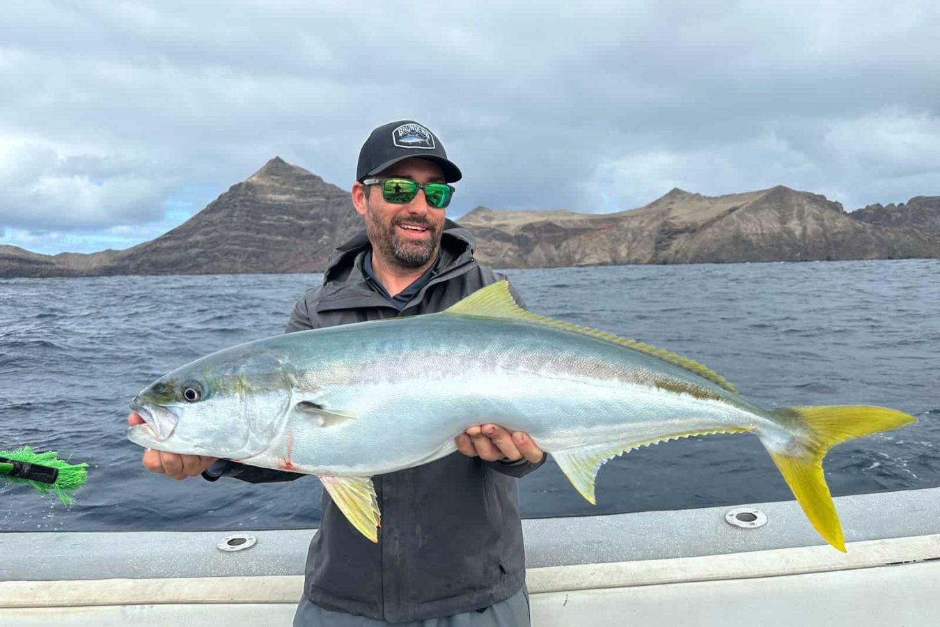 yellowtail kingfish fishing