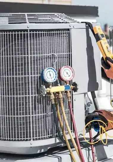 HVAC-Manifold-Gauge-Set-On-Outdoor-Condenser-Unit