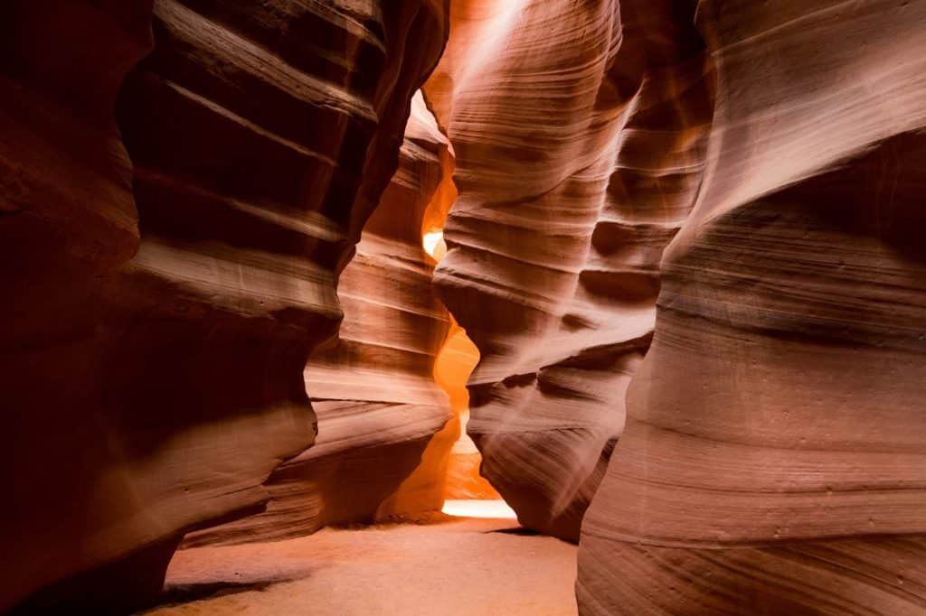 ANTILOPE CANYON SLOT CANYON, ARIZONA - NATURAL ROCK FORMATION.