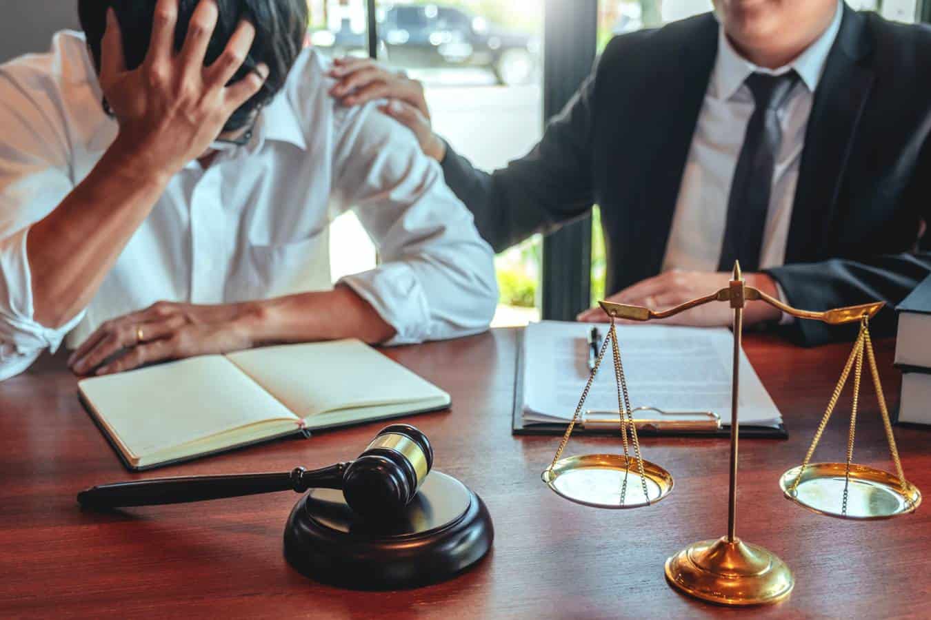 Arizona truck accident lawyer providing legal help for injury cases.
