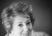 Wendy Ackerman among six to receive honorary doctorates from Stellenbosch University.