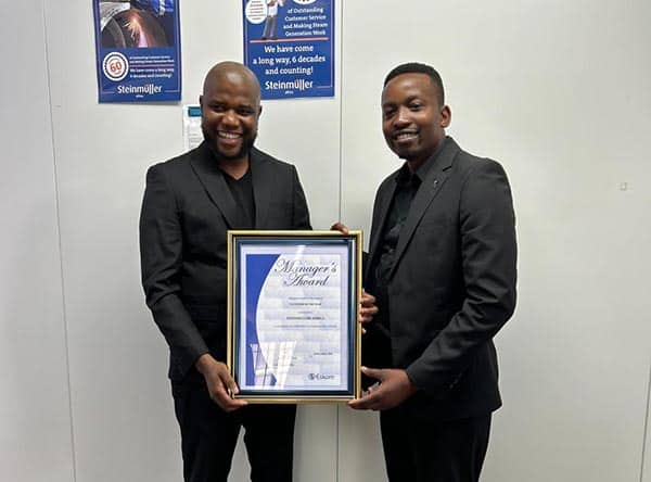 Thuso Gift Mashamba, Project Manager, Steinmüller Africa, accepting this year’s Managers Award.
