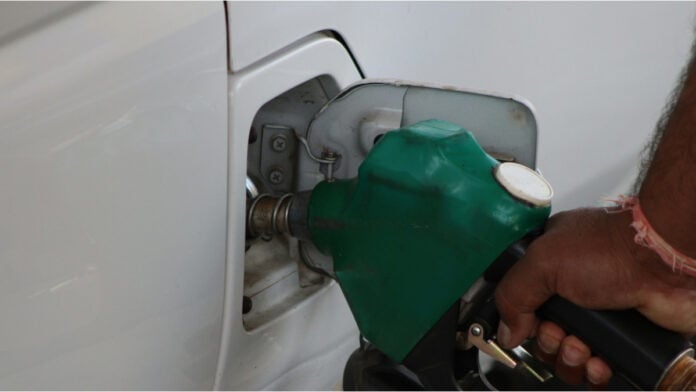 Pumping fuel
