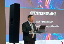 Deputy Minister John Steenhuisen delivers opening address at Automechanika Johannesburg 2026
