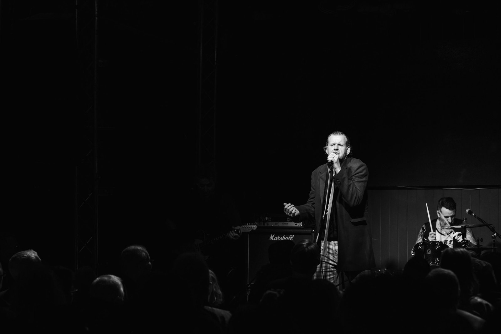 eddie and the hotrods gig photography live music london photographer camden forge