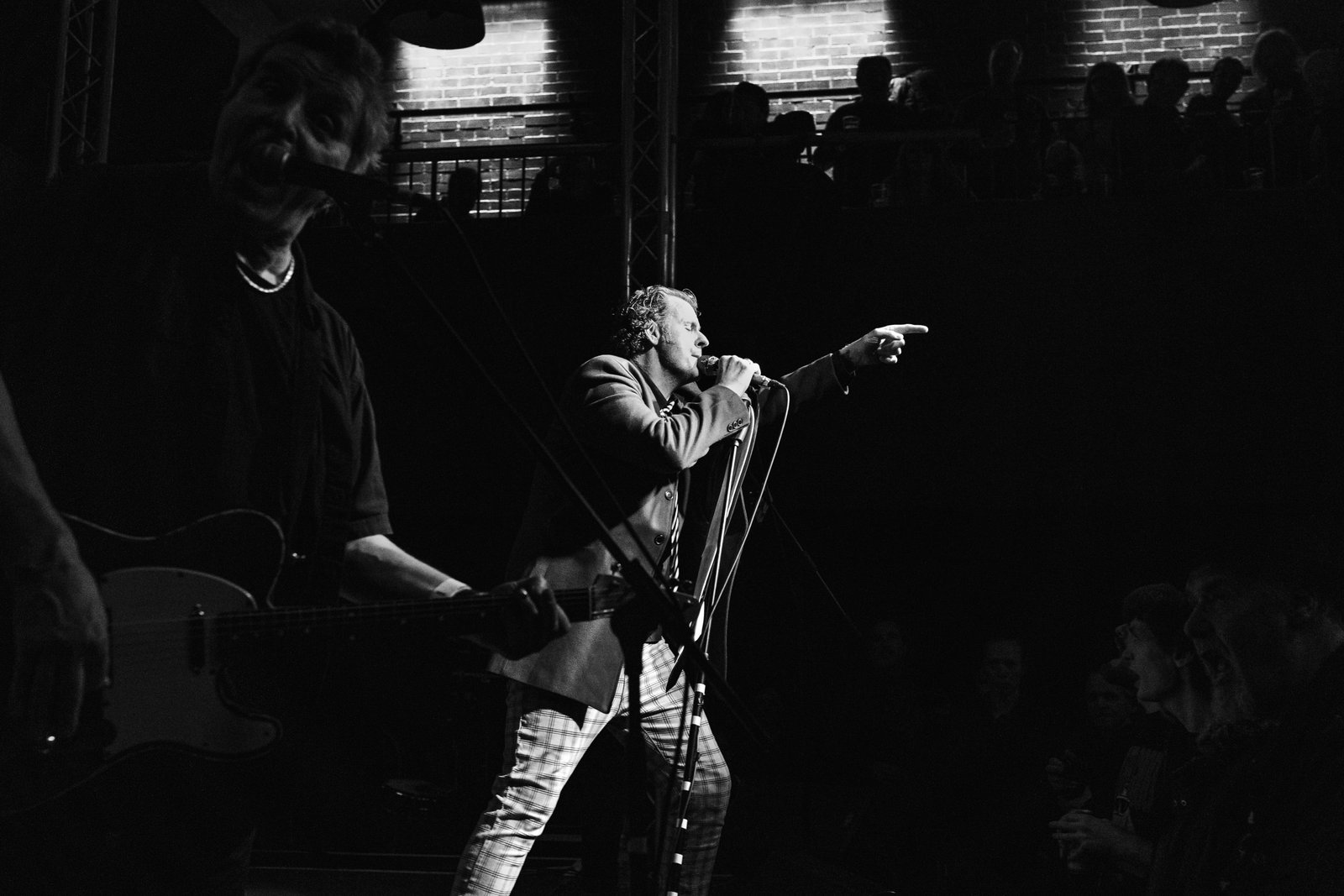 eddie and the hotrods gig photography live music london photographer camden forge