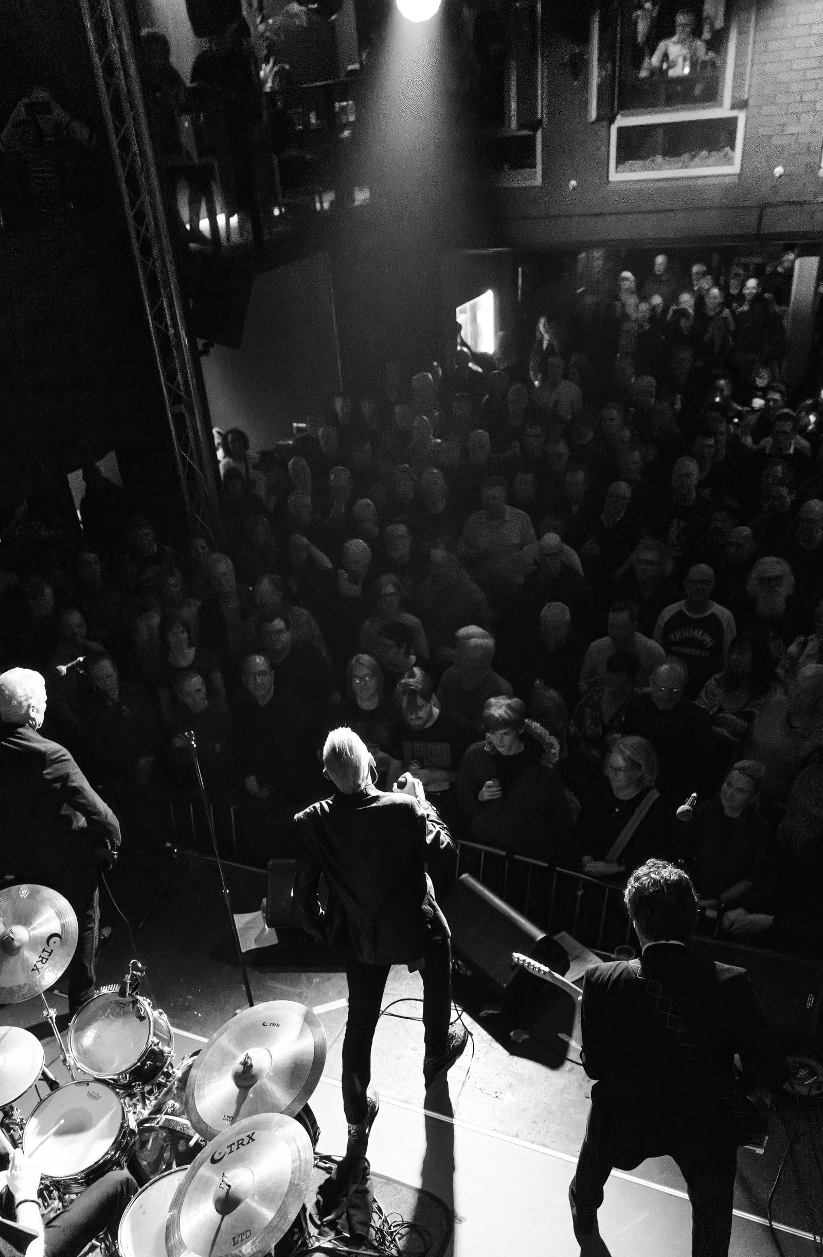 dr feelgood gig photography live music london photographer camden forge