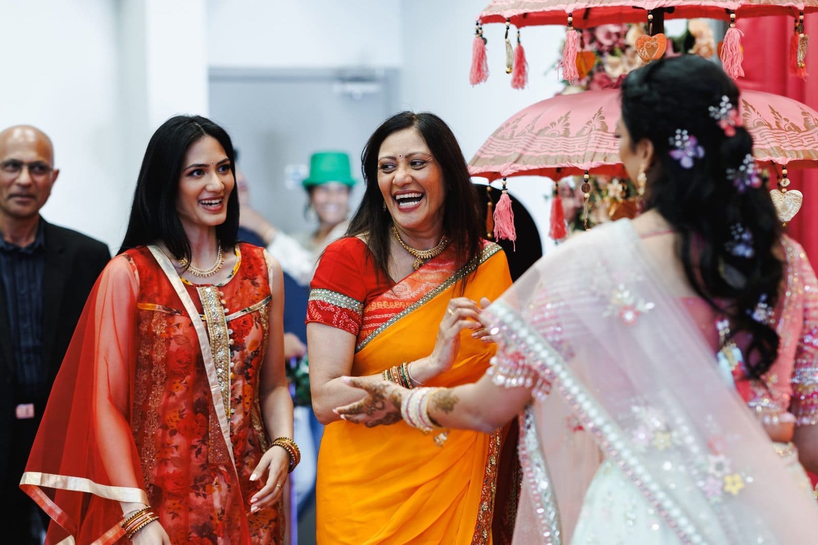 mehndi party photography indian wedding photographer london reading uk