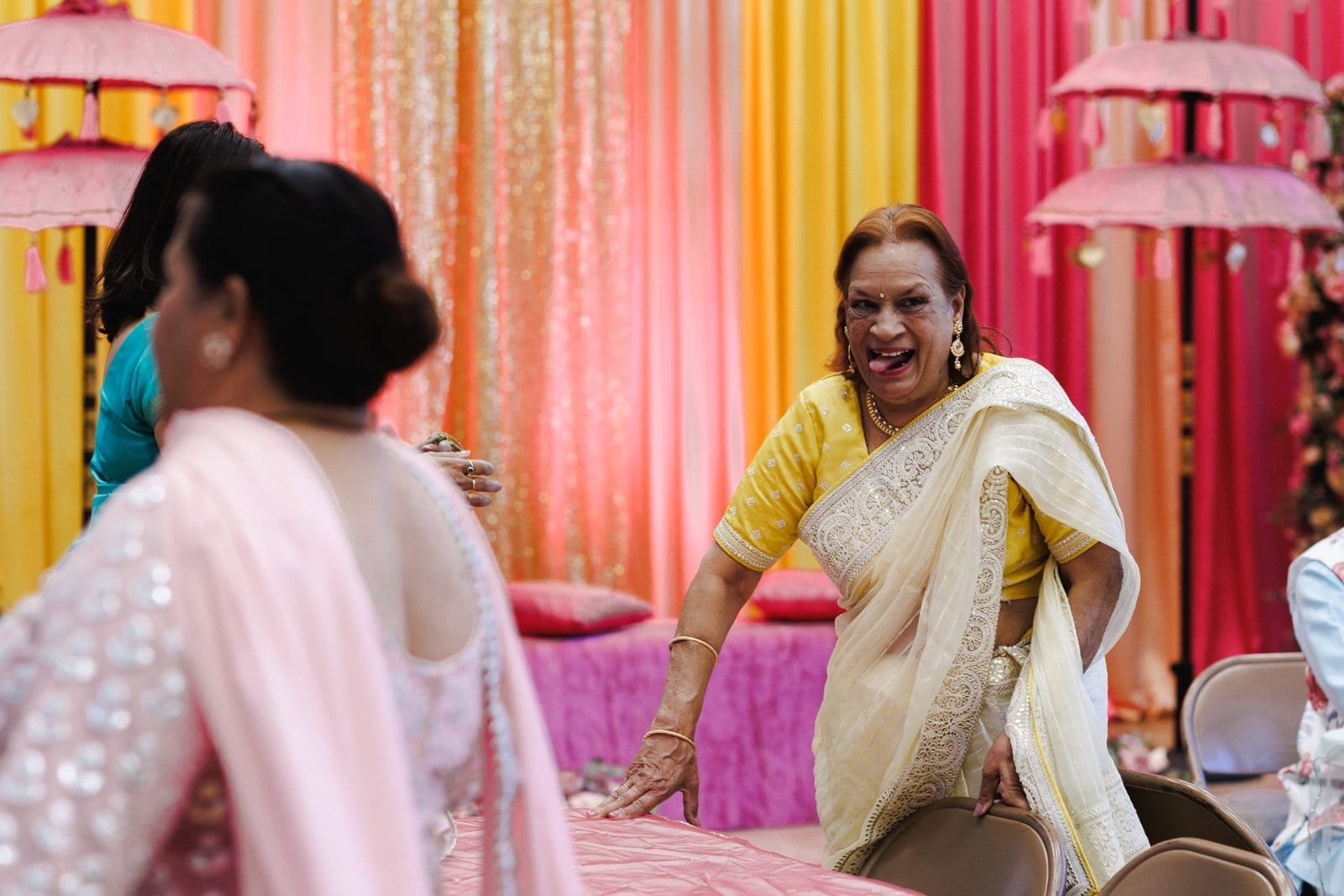 mehndi party photography indian wedding photographer london reading uk