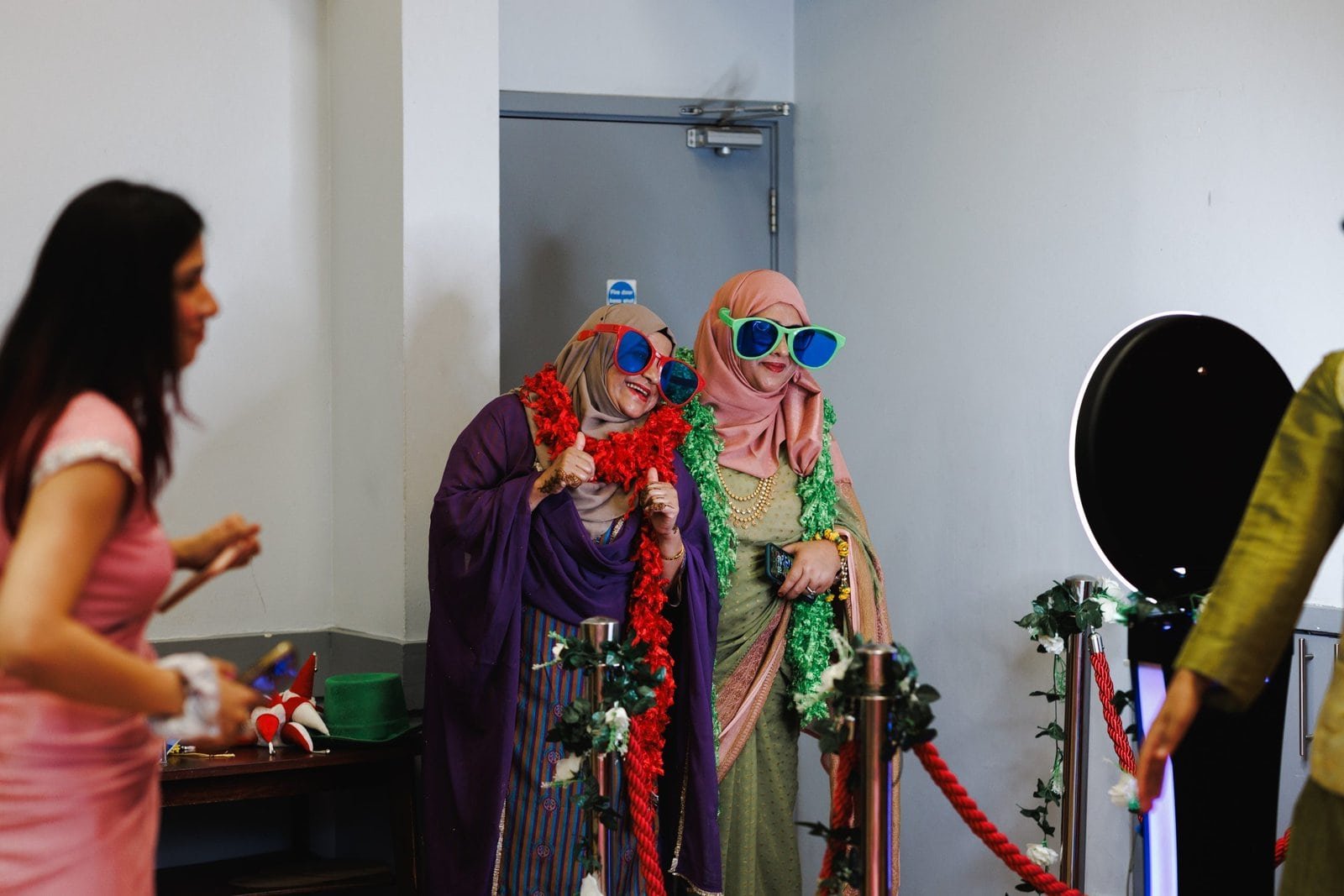 mehndi party photography indian wedding photographer london reading uk