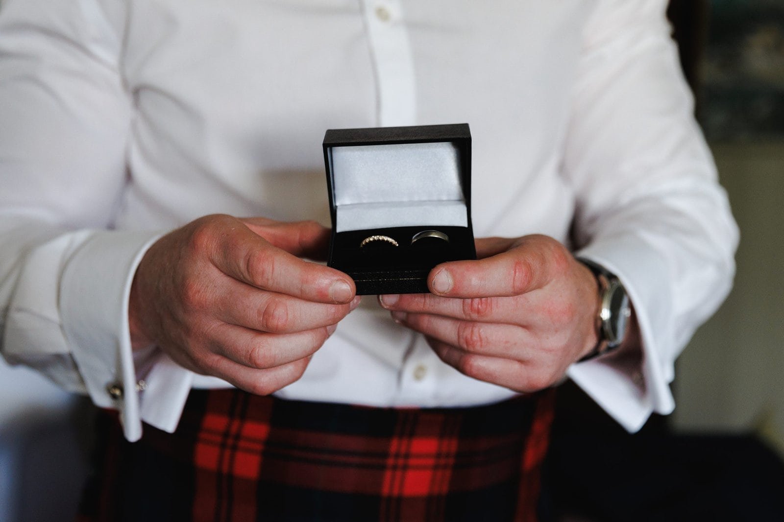 bodkin house wedding | cotswolds wedding marquee | London wedding photographer Lauren Squire Photography