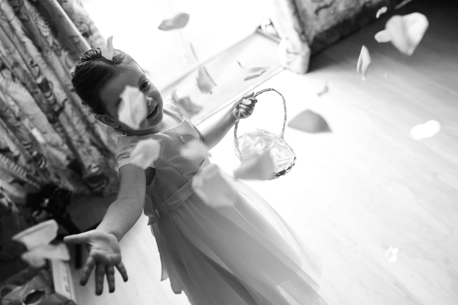 bodkin cotswolds wedding marquee | London wedding photographer Lauren Squire Photography