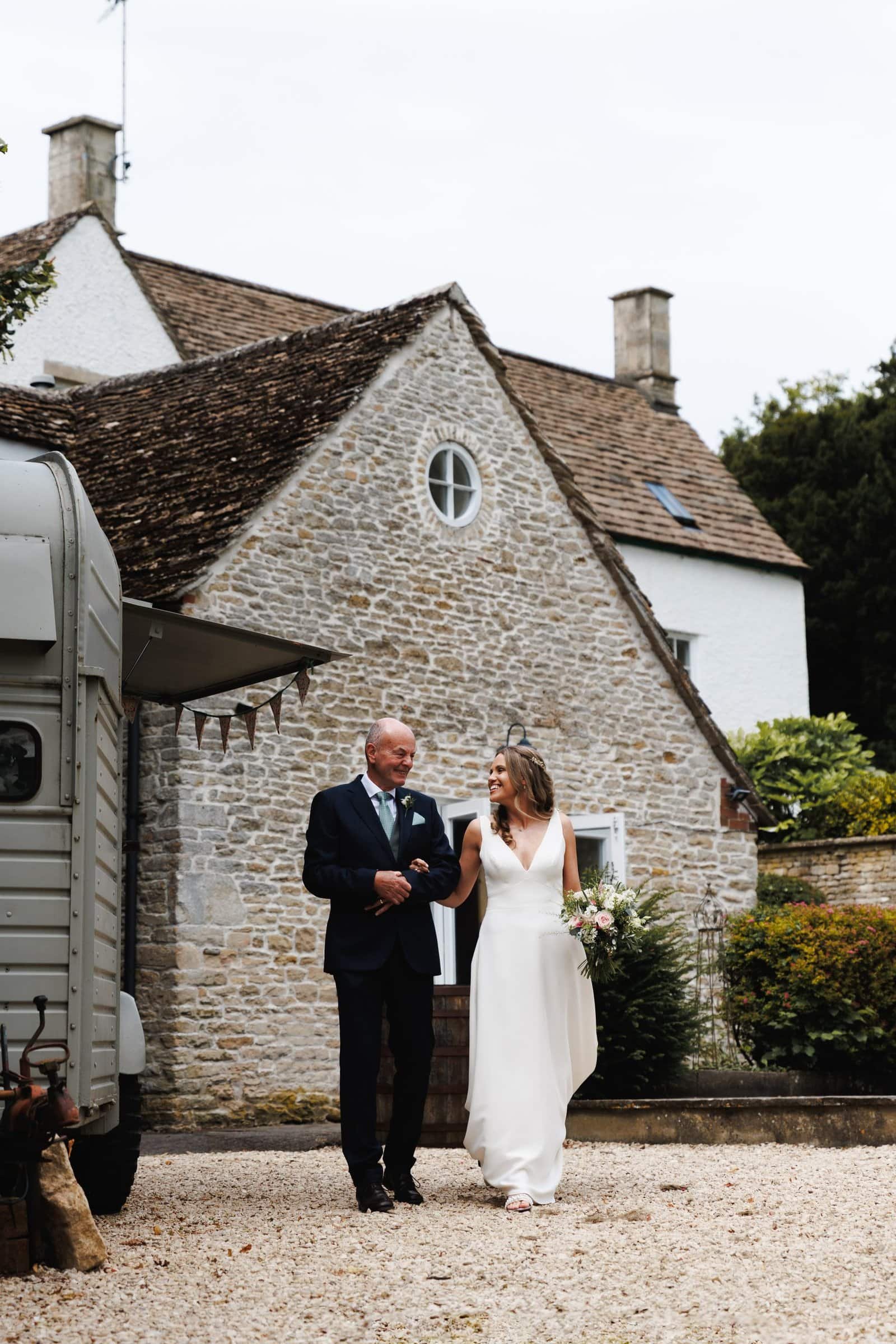 cotswolds wedding marquee | London wedding photographer Lauren Squire Photography