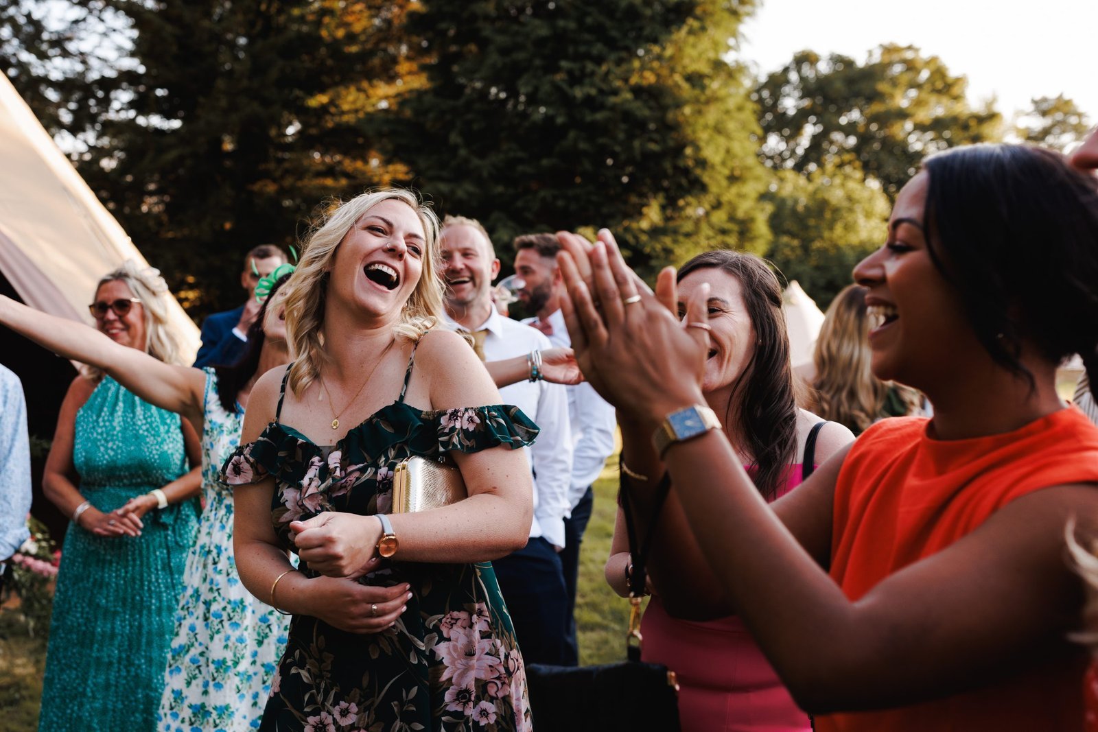bodkin house wedding | cotswolds wedding marquee | London wedding photographer Lauren Squire Photography