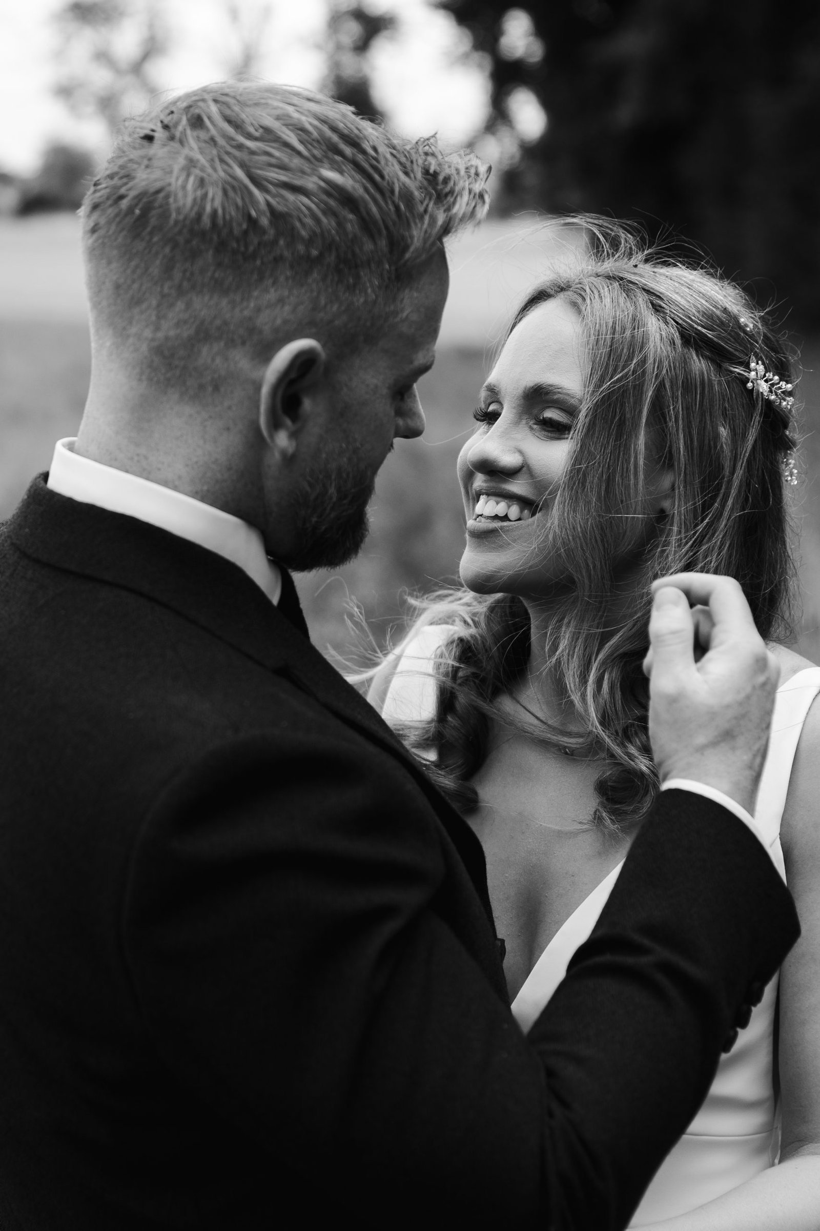 cotswolds wedding marquee | London wedding photographer Lauren Squire Photography